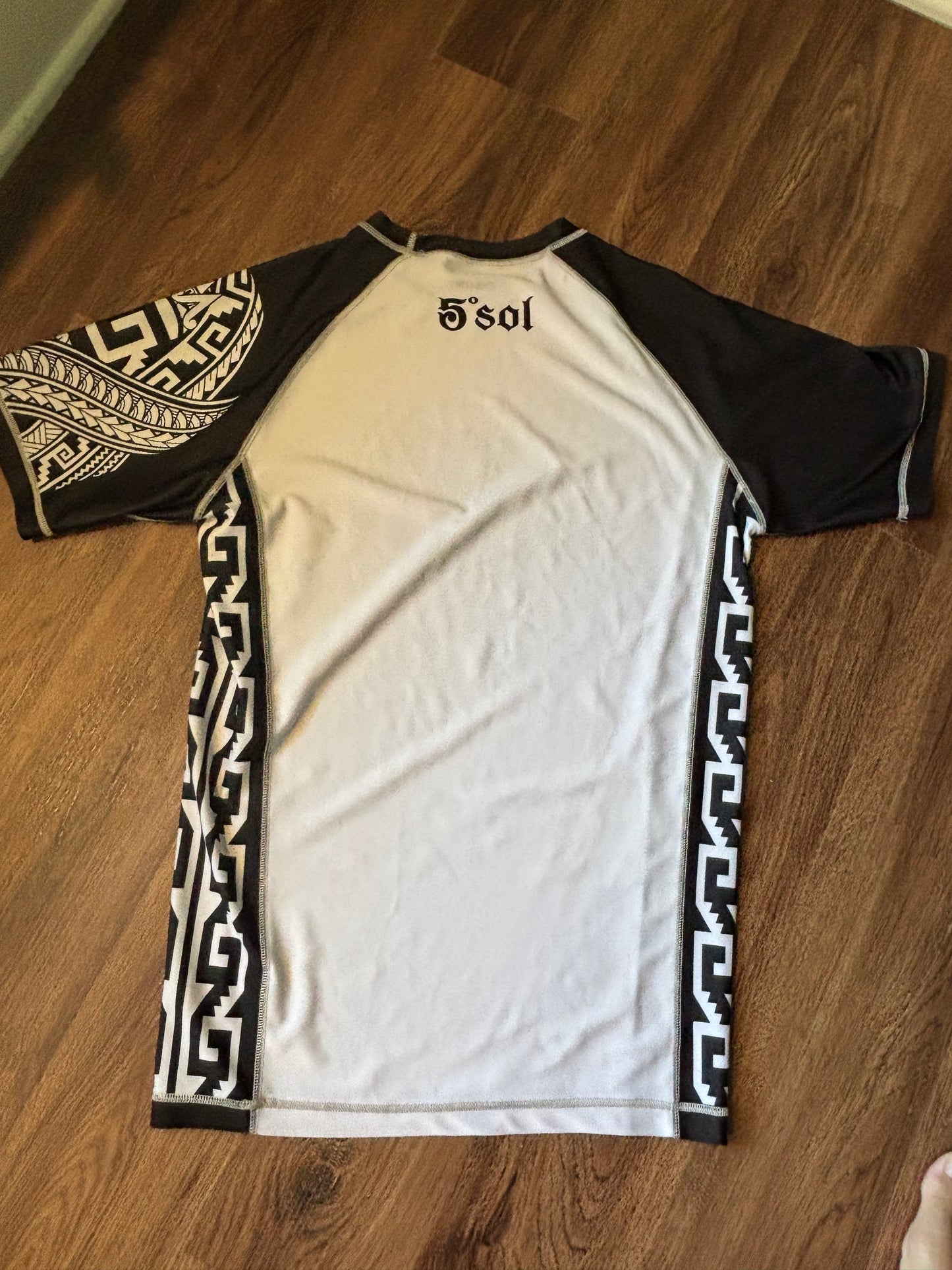 Chimalli Rash Guard